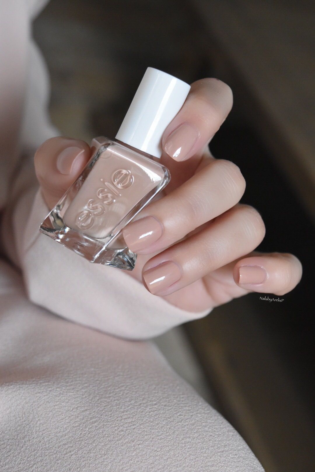 At The Barre Neutral Nails Neutral Nail Color Essie Nail