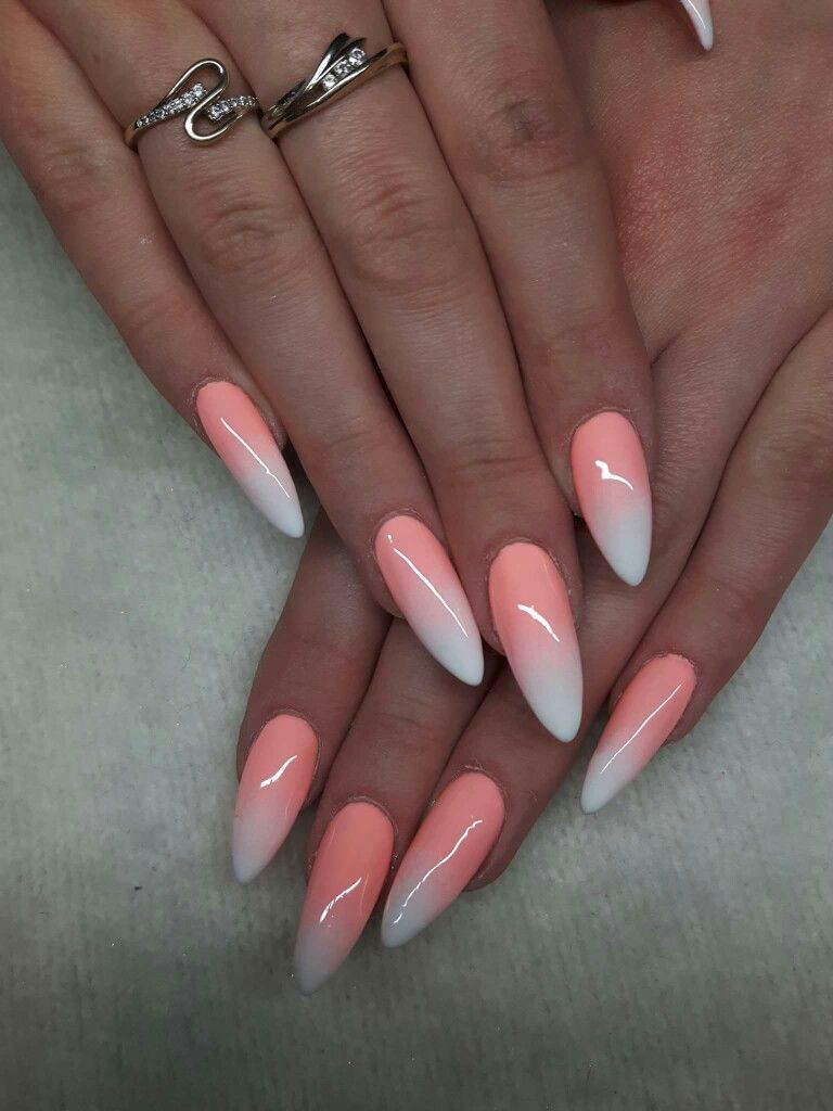 Cute Peach White Acrylic Nails Gelove Nehty Design Nehtu A Nehet