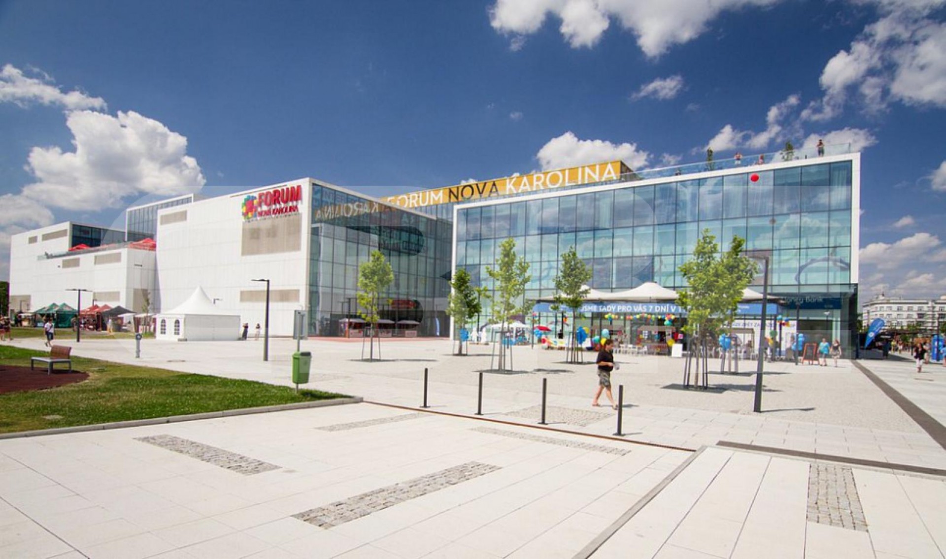 Leasing Of Retail Spaces In Forum Nova Karolina Ostrava Cbre Properties