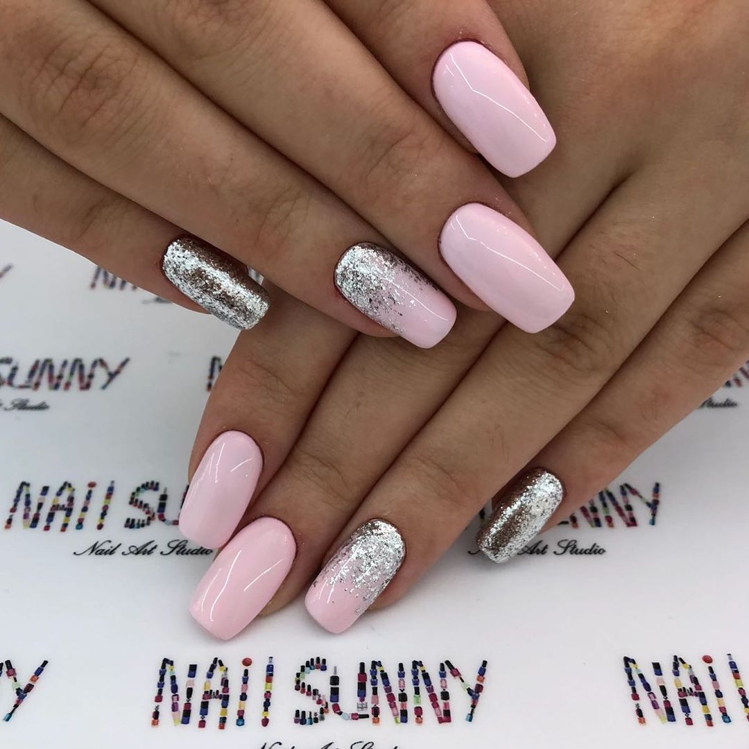 Ombre Pink Nails With Images Manikura Vzory Pro Zdobeni Nehtu
