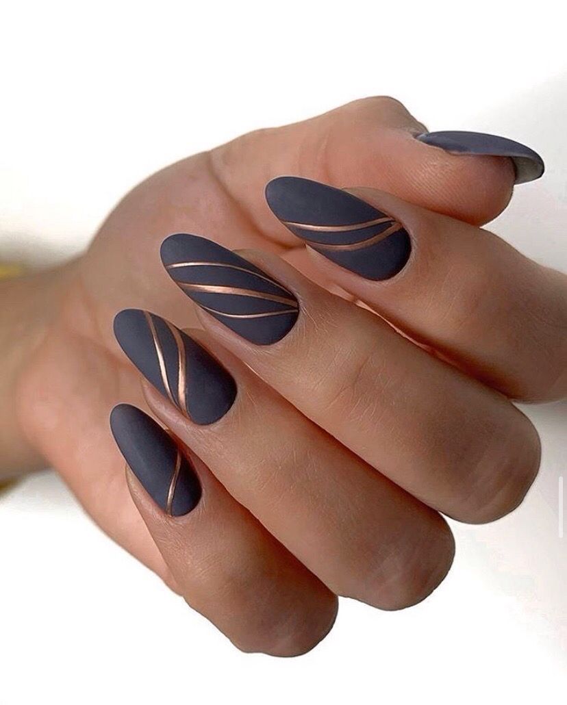 Pin By Zdenka Jecmenova On Grey Manicure Almond Acrylic Nails Stylish Nails Gorgeous Nails