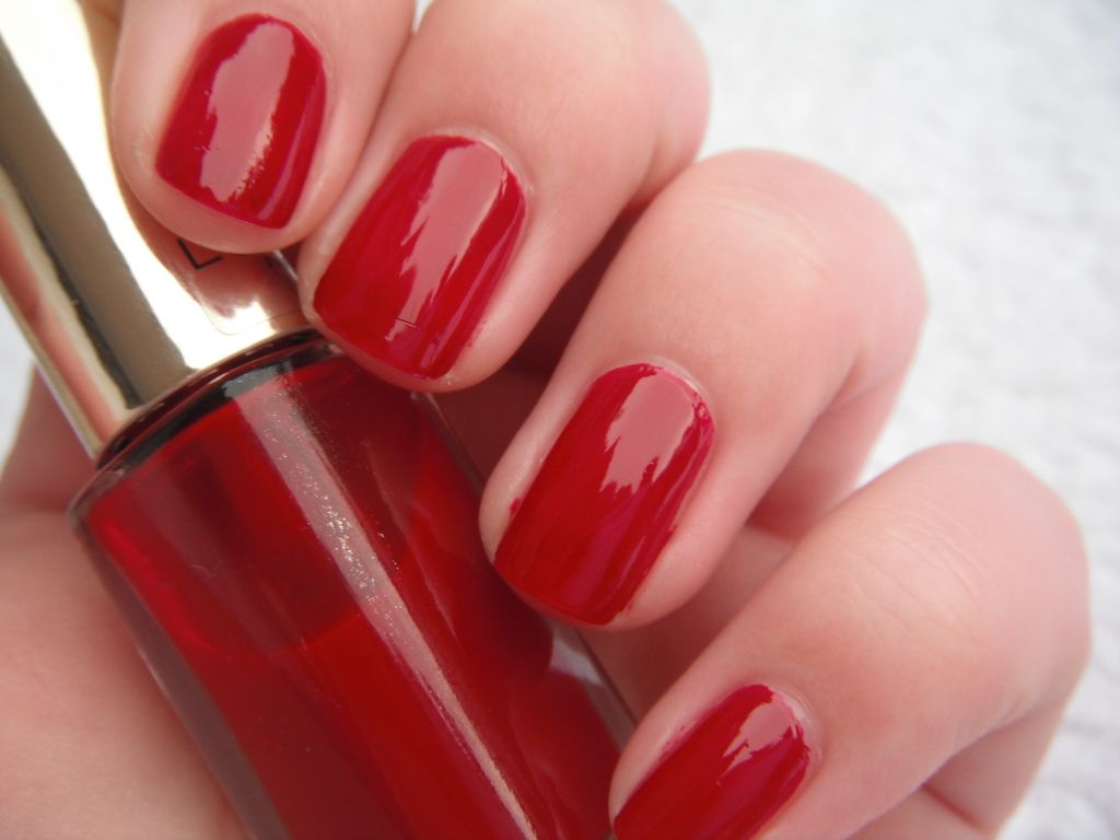 L Oreal Color Riche Nail 404 Scarlet Vamp Nails Color Riche Nail Polish