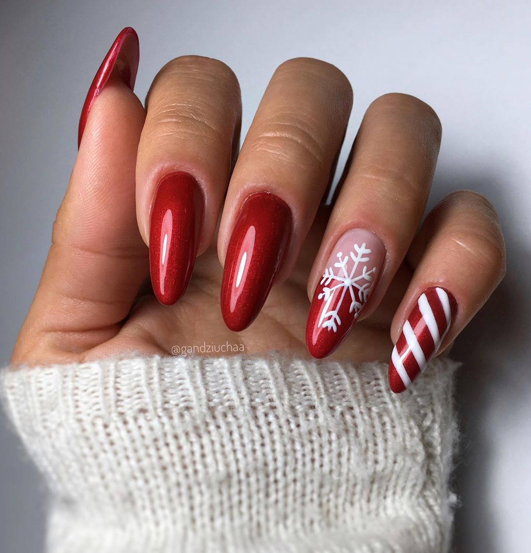 Indigo Designer On Instagram Nails Mani Hybridnails Indigonails Indigodesigner Christmasnails Winternails Nailart Rednails Nailsinsp Nail Art Nails Mani