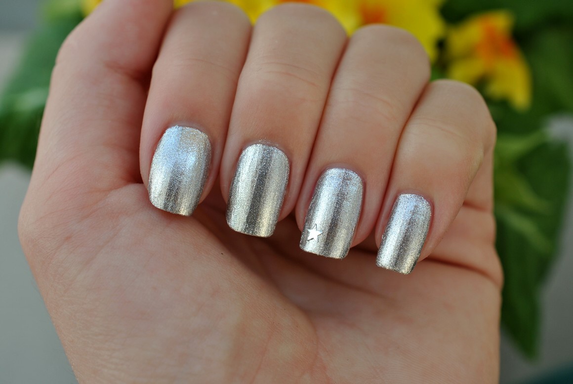 Claire Style Day 8 Metallic Nails