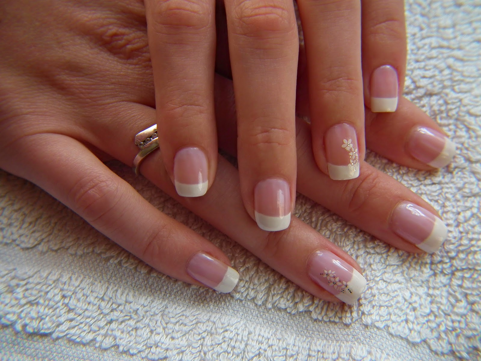 Anisek Nail Blog French Manicure
