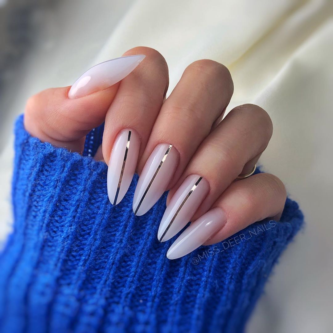 10 Beyaz Ojeli Tirnaklar White Nails In 2020 Nail Designs Perfect Nails Manicure