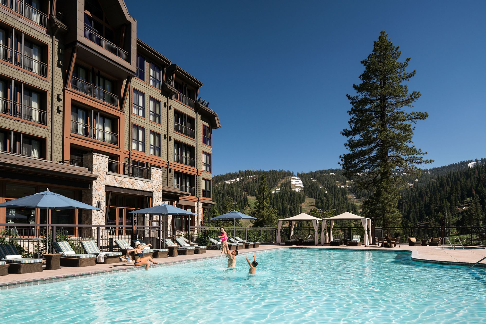 Hotels In North Lake Tahoe North Lake Tahoe Resorts The Ritz Carlton Lake Tahoe