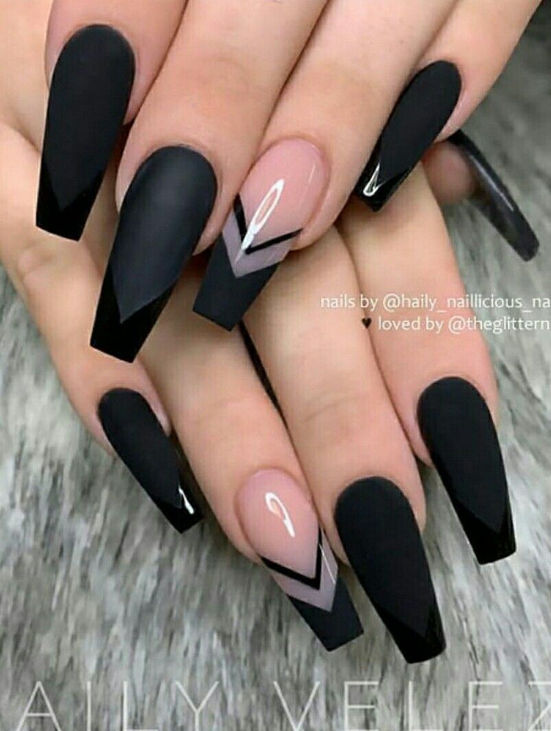 The Most Beautiful Black Winter Nails Ideas Gelove Nehty Umele Nehty Design Nehtu