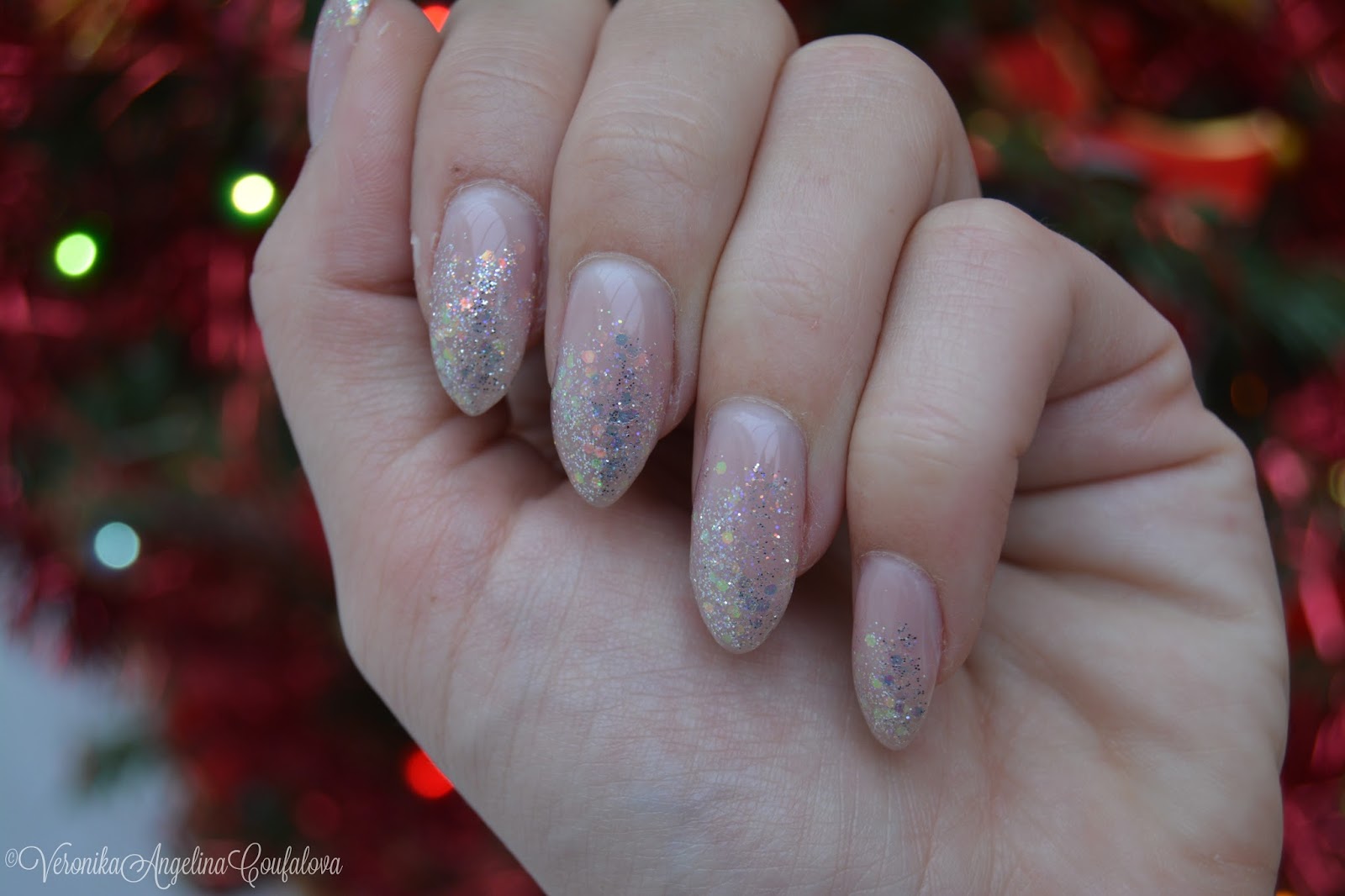 Angelina Beauty Blogger Nails Shimmer Glitter