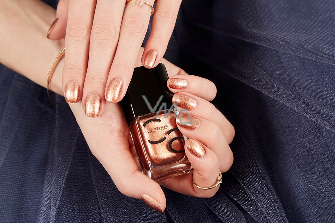Catrice Iconails Gel Lacque Nail Polish 49 Years With Get Ready For Bronze 10 5 Ml Vmd Parfumerie Drogerie