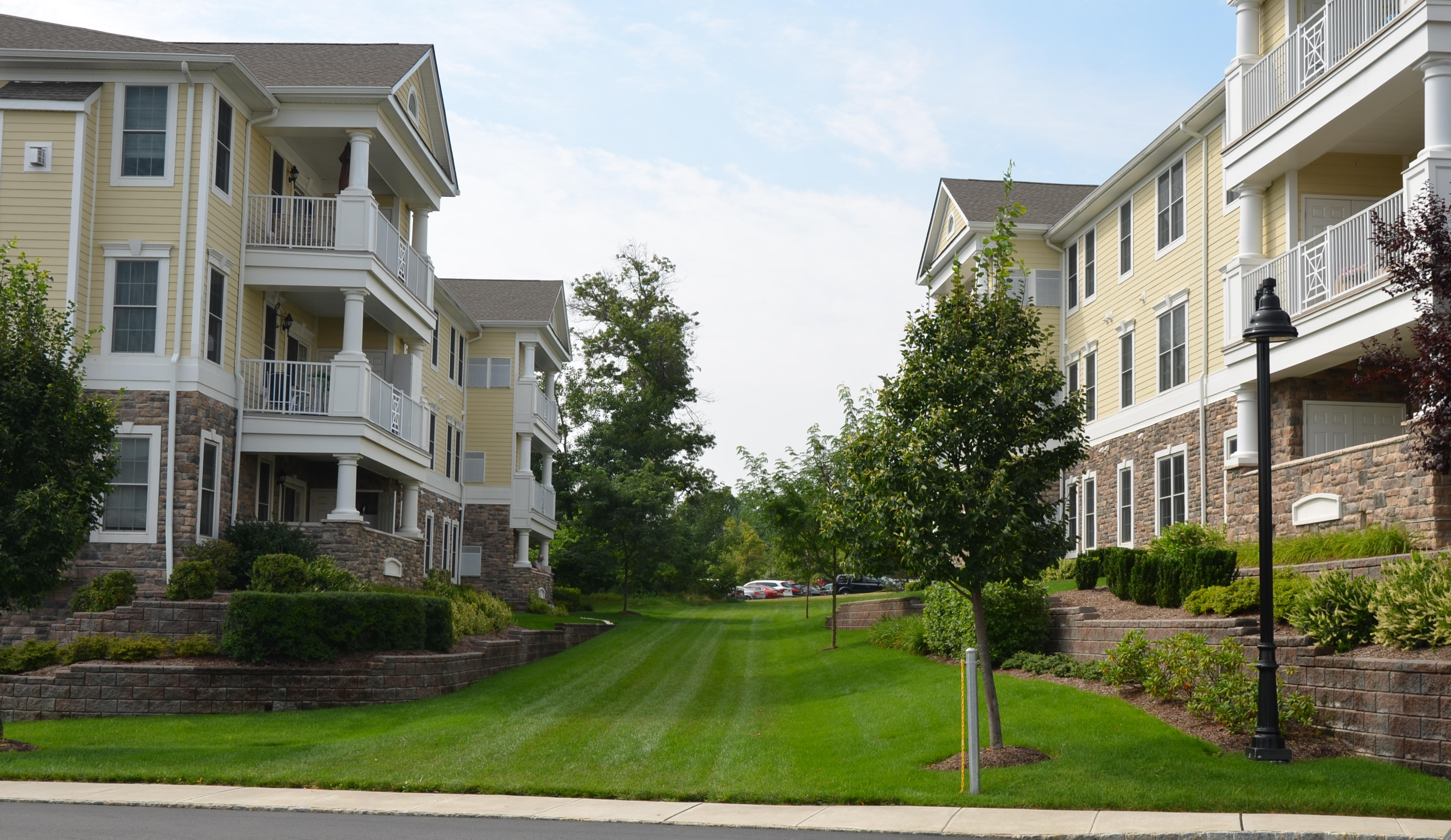 Four Seasons At Ridgemont Montvale Woodcliff Lake Bergen County Nj Luxury Townhomes For Sale Or Rent